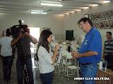 Professor Fernando Braz Tangerino Hernandez, da UNESP Ilha Solteira sendo entrevistado pela TV Tem
